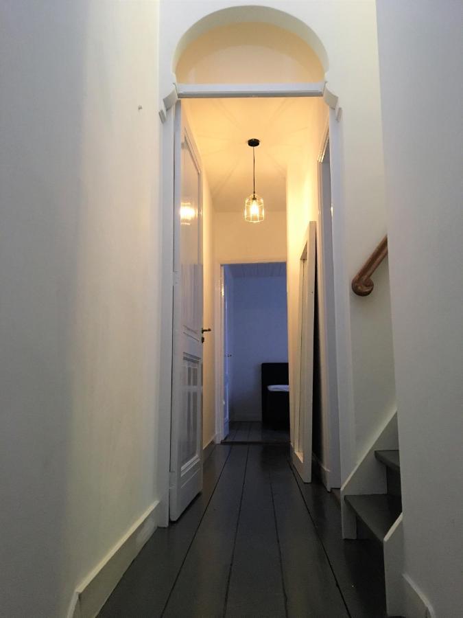 Bed and Breakfast Ninet7 Тилбург Экстерьер фото